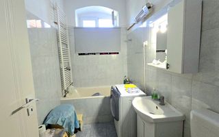 Casă cochetă cu 3 camere de vânzare, chiar în inima orașului Satu Mare! - Poză 9
