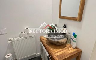 NECTORA IMOB Exclusivitate-Apartament SUPERB 3 cam cu TEREN si terasa - Poză 3