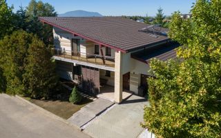 Casă deosebită de vânzare în Sânpetru | Teren 1400 mp - Poză 36