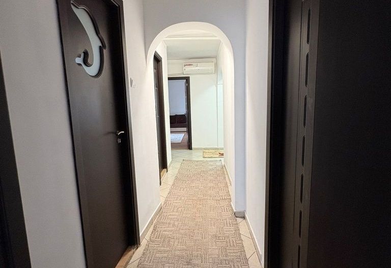 Inchiriere apartament 3 camere  confort 1 - Poză 8