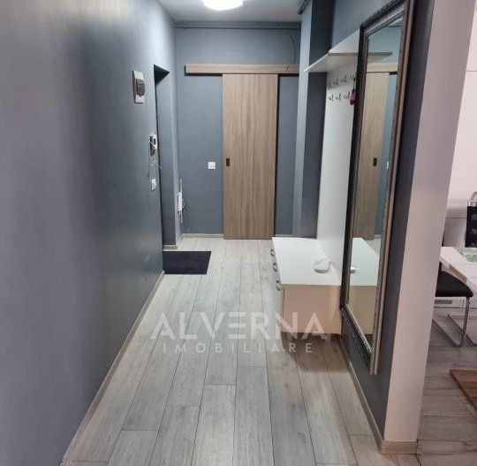 Apartament 3 camere | 74mp + balcon | parcare | Floresti - zona VIVO - Poză 3