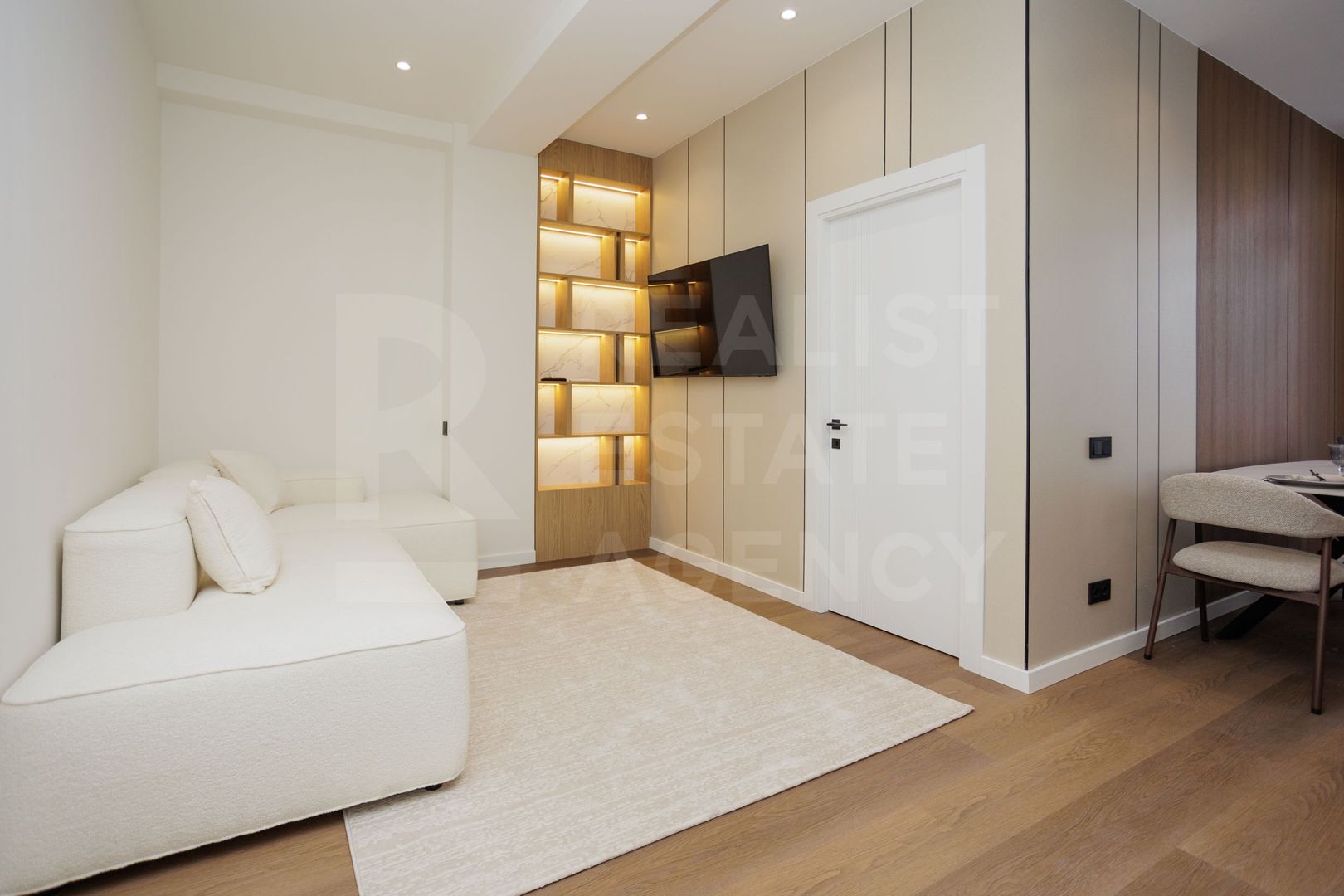 Vânzare, apartament, 2 camere, str. Calea Ieșilor, Sculeni - Poză 1