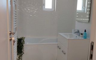 Apartament 2 camere de închiriat - zona Trocadero, Constanța - Poză 4