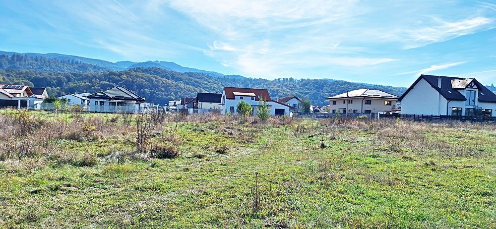 Intrare in Rasnov dinspre Brasov, zona de case noi, teren de 1976mp,  80 euro/mp - Poză 9