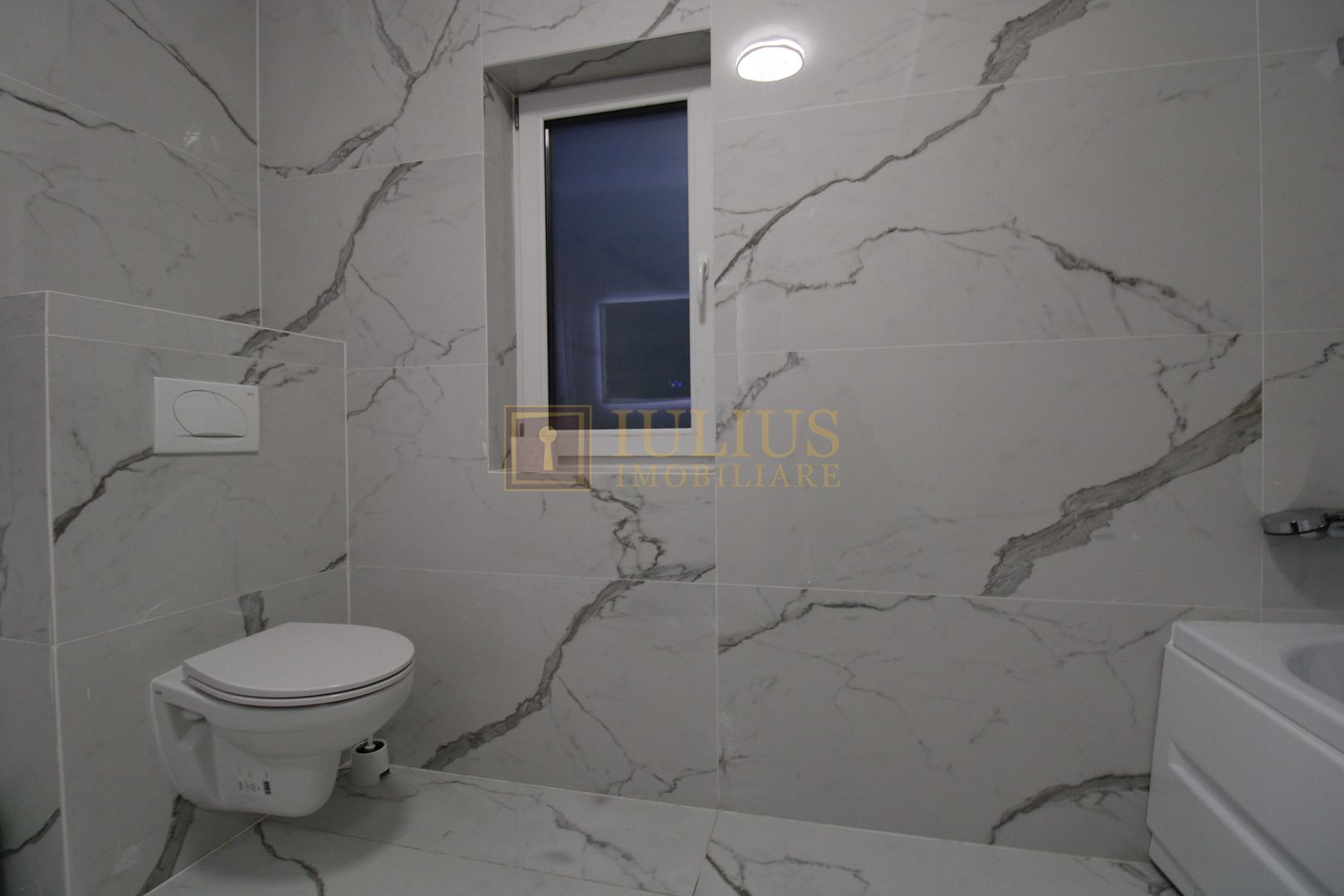 Casa in Ghiroda, 5 camere, 2 bai. - Poză 15