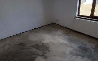 Casa parter + etaj 200 mp + teren 500 mp , Anl Ciusmea - Poză 5