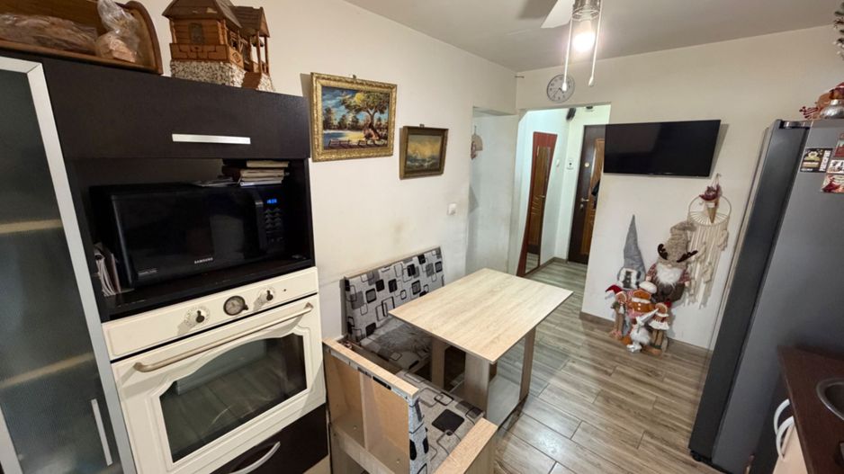 Apartament 3 camere, decomandat  - zona Cetate - Poză 10