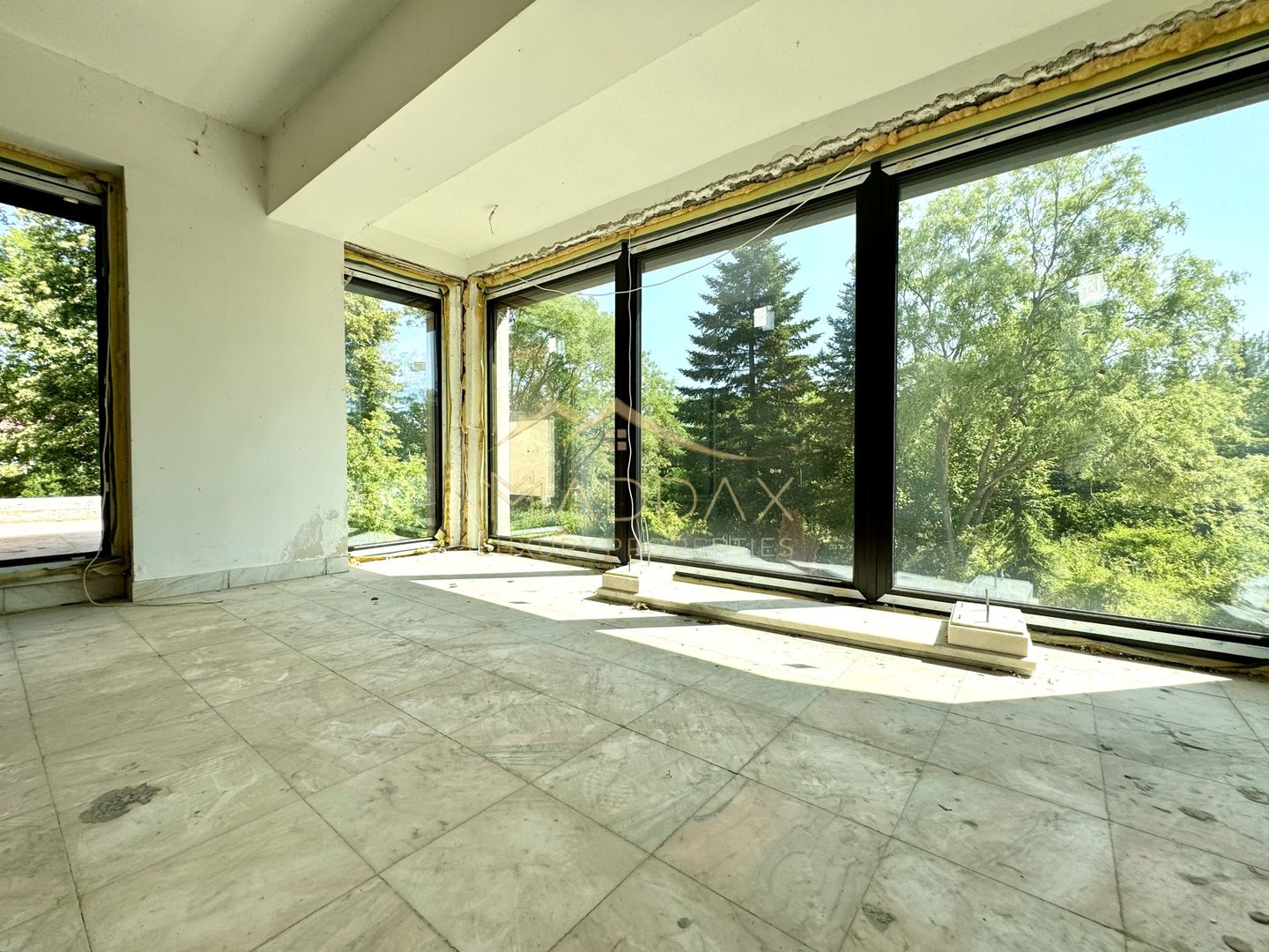 Vila cu 13 camere *4000mp teren* / Piscina / Snagov - Poză 16