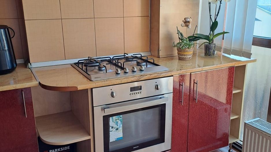 Vand apartament cu 2 camere - Poză 1