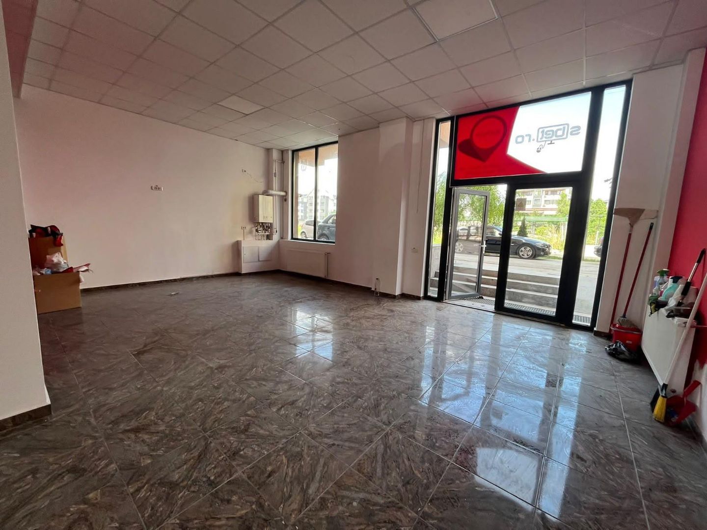 Vanzare spatiu comercial 94 mp capat linii STB - Poză 5
