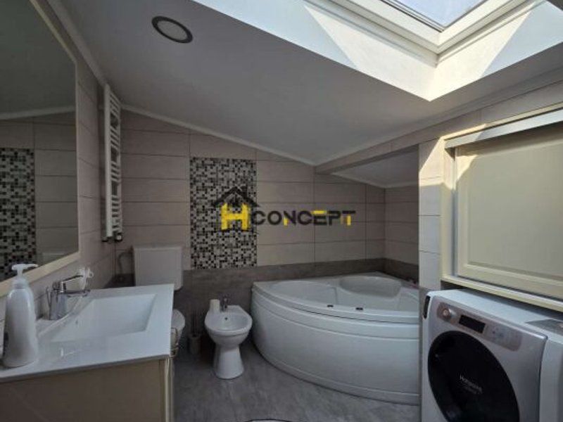 Vila moderna mobilata utilata metrou Dimitrie Leonida - Poză 16