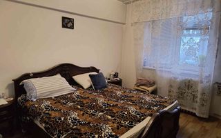 3 camere Bd. Timișoara | Bloc reabilitat | Etaj 1 - Poză 2