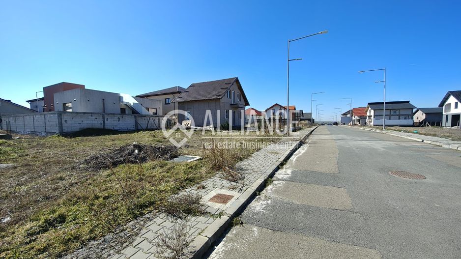 VALU LUI TRAIAN - teren 254 mp intravilan zona F - Poză 3