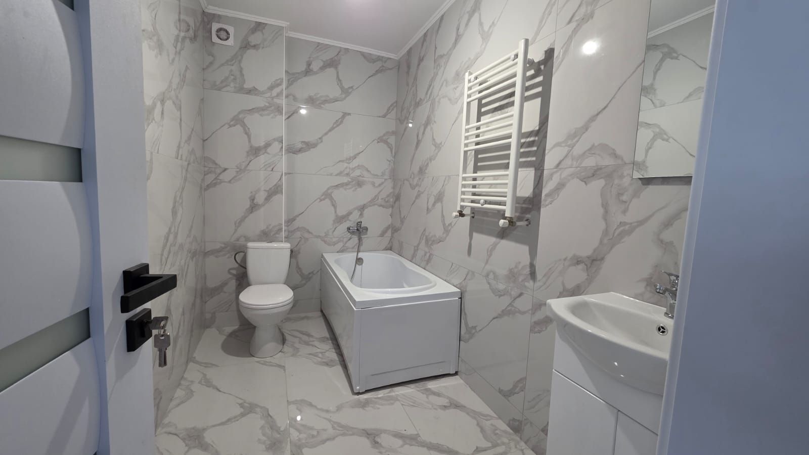 APARTAMENT 1 CAMERA CU  LOC PARCARE INCLUS CUG lUNCA CETATUII - Poză 7
