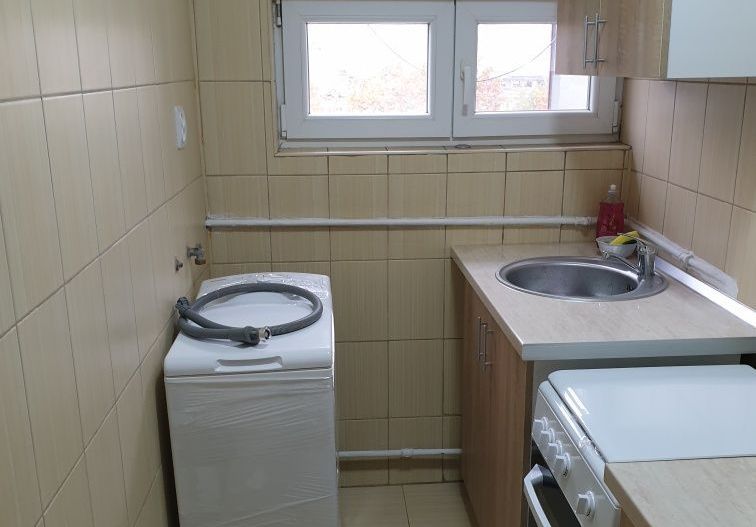 APARTAMENT IDEAL PENTRU INVESTIEI ZONA VICTORIEI - Poză 4
