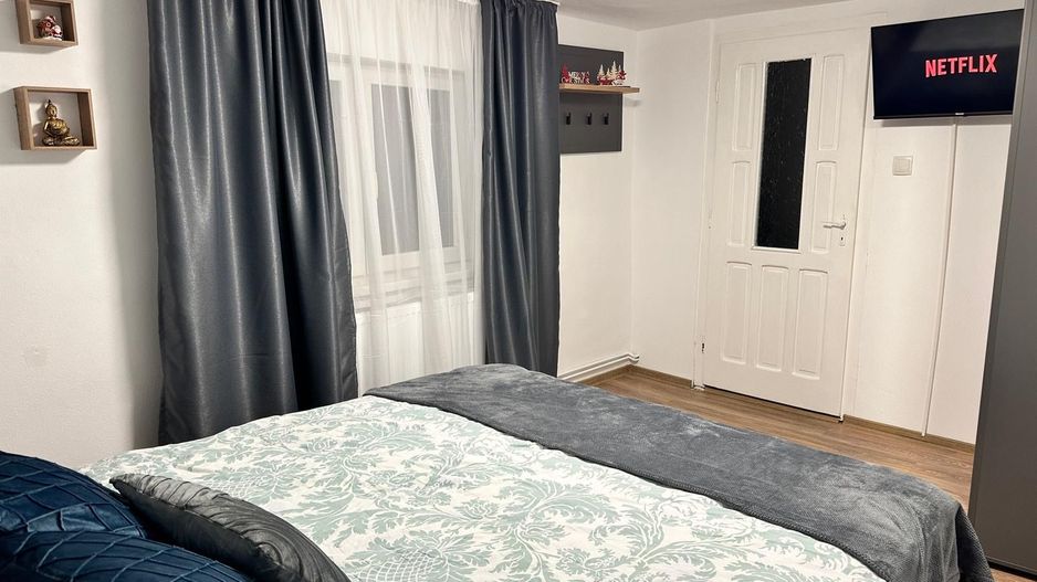 Studio in centrul istoric din Sibiu ideal pentru regim hotelier - Poză 2