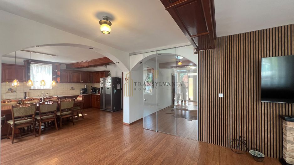 Casă individuală premium – 225 mp utili, teren 700 mp - Poză 15