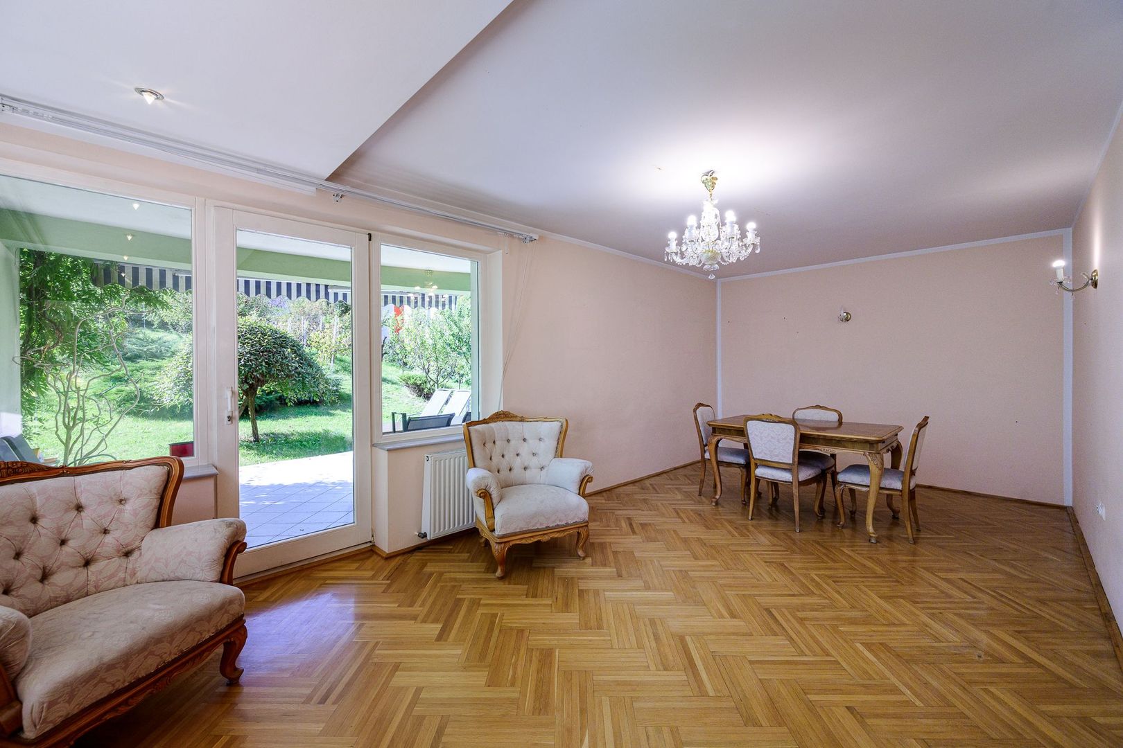 CASA Individuala ELEGANTA 300MP Teren 2150MP CAMPULUI - Poză 5