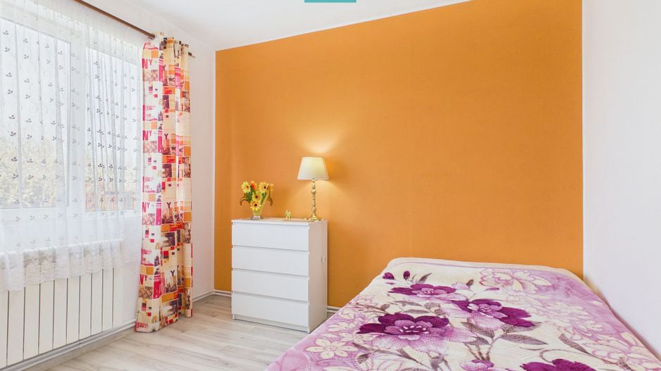 Casă cu 7 camere și teren generos în Șofronea - Poză 5