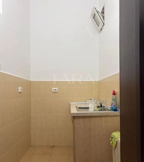 Apartament Versatil în Centru – Ideal Locuință sau Business - Poză 8