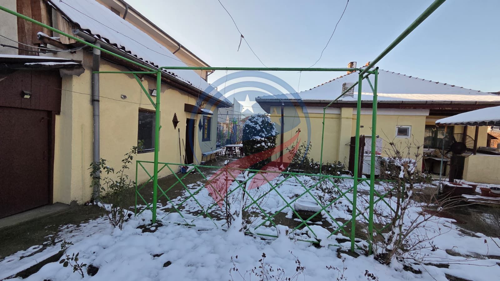 🌿 Casă cu teren 620 mp – Romanești | Liniște, acces excelent, potențial mare - Poză 9