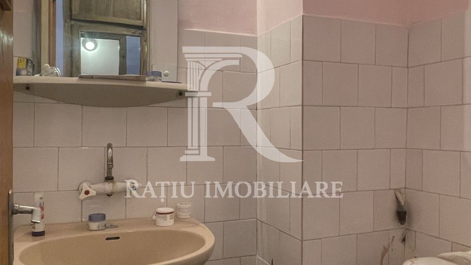 Apartament cu 3 camere  | Etaj intermediar | Calea Aradului | Oradea - Poză 5
