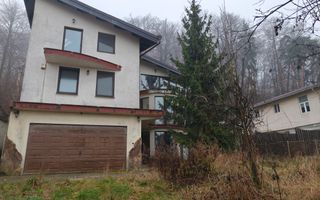 Proprietate amplă cu două case și teren generos, Brașov – str. Cariere - Poză 19