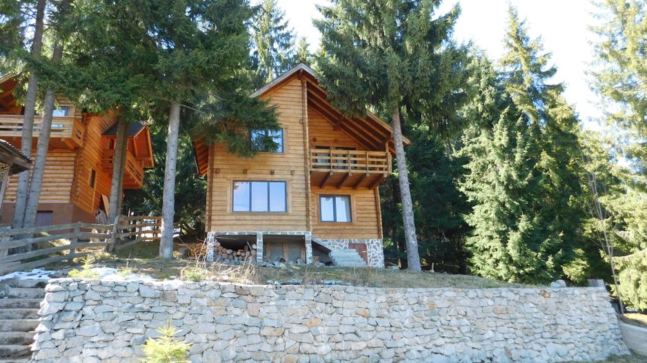 Casă de vacanta de vanzare, in Marisel, langa Cabana Motilor - Poză 17