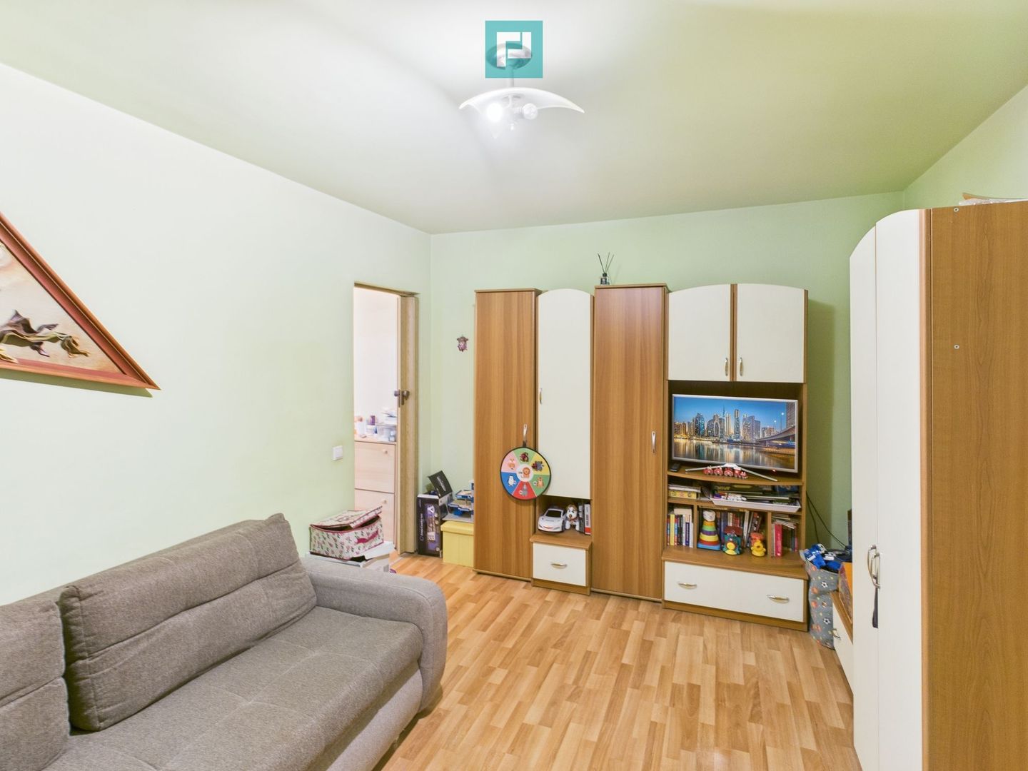 Apartament cu 3 camere tip X,  Str. Feldioarei - Poză 2