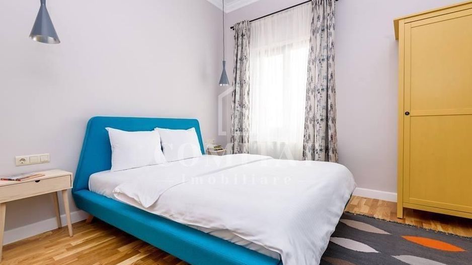 Apartament ultramodern în clădire istorica P-ța Unirii - Poză 1