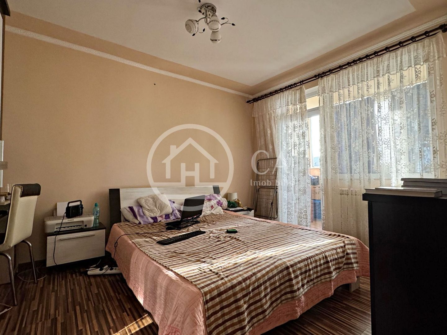 Apartament de vânzare cu 2 camere  în zona Cantemir, Oradea - Poză 3
