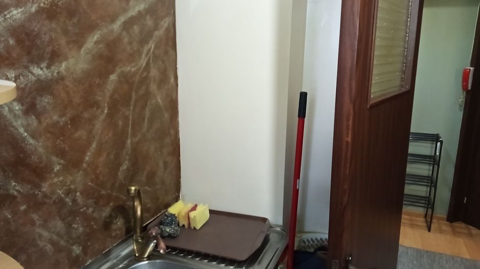 Oferta- Apartament 3 camere Ozana, parter, mobilat, pret excelent - Poză 19