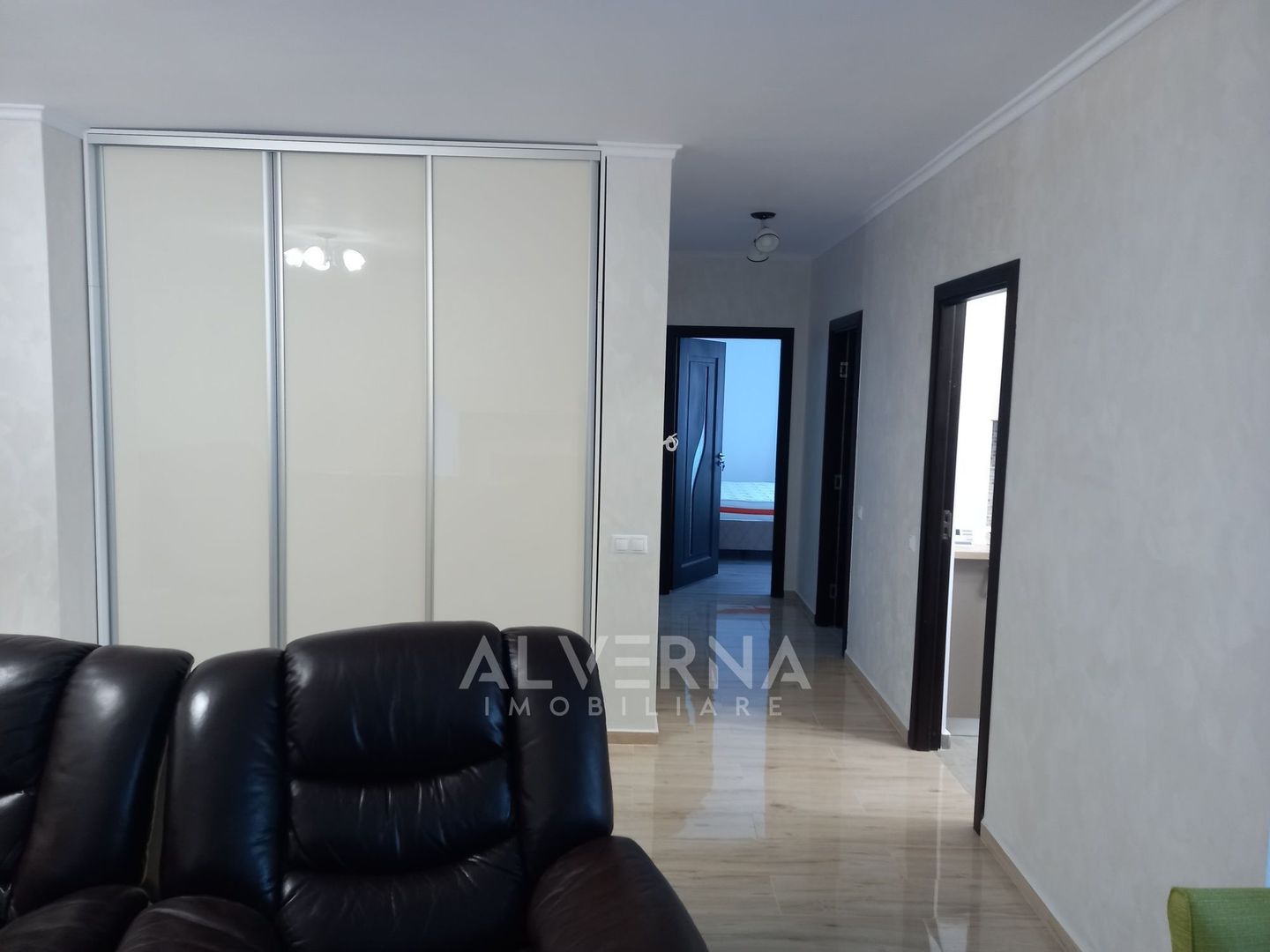Apartament 2 camere | 58 mp + balcon 5 mp | parcare | Andrei Muresanu - Poză 2