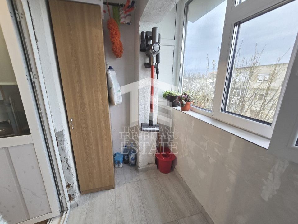 INEL I - Apartament cu centrala pe gaz, loc de parcare si pod de 60 mp - Poză 39