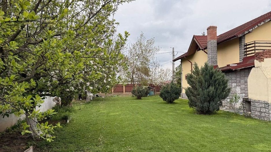 Casa individuala 4 camere | Ghermanesti | 200 mp | Teren 1400 mp | Cladire anexa - Poză 1
