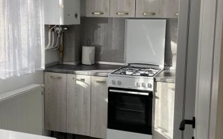 Apartament cu 2 balcoane și parcare, într-o zonă verde și liniștită. - Poză 2