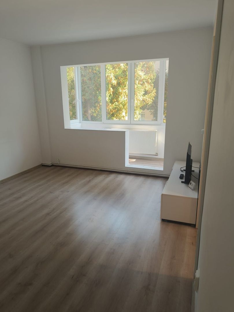 Apartament 2 camere zona Astra,strada Uranus - Poză 4