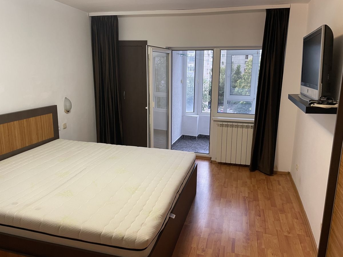 Inchiriere apartament 3 camere - Poză 7