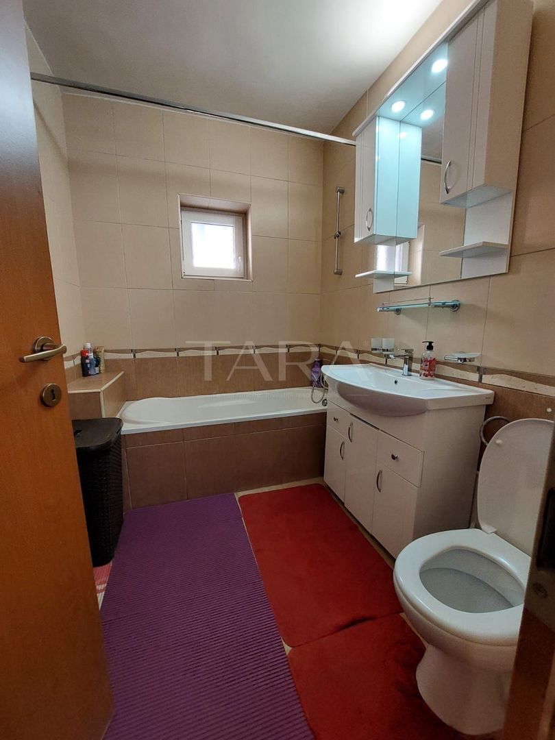 Apartament spațios cu 3 camere în zona Borhanci - Poză 8