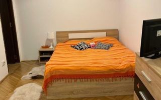 Apartament 2 camere ultracentral, mobilati utilat,et.1 ,47mp utili,vedere spate. - Poză 8