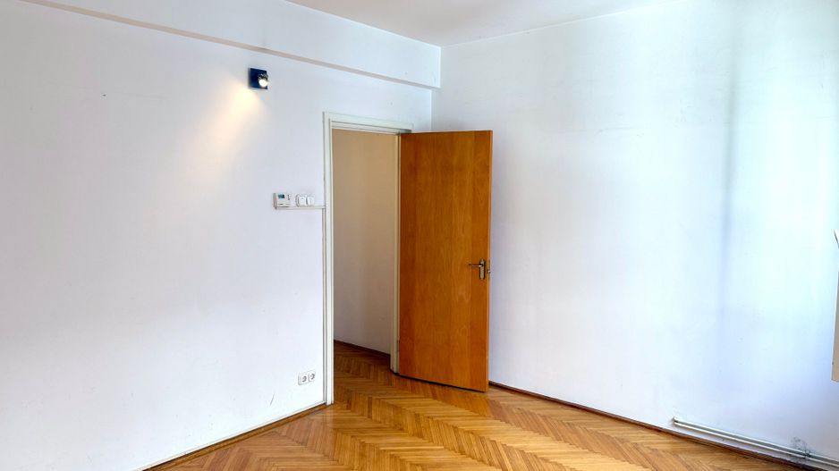 Apartament 4 camere Victoriei, Casa Vernescu, garaj, centrala, comision 0 ! - Poză 31