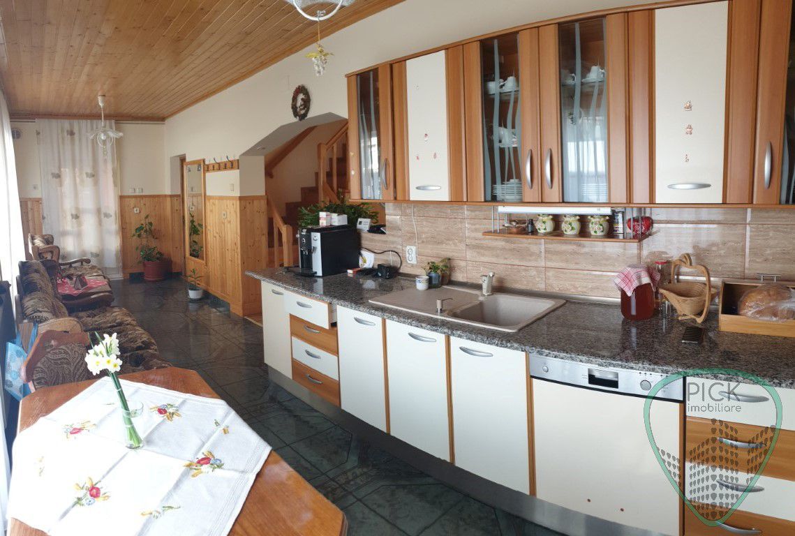 P 1015 - Casă cu 5 camere în Târgu Mureș, cartierul Unirii - Poză 7