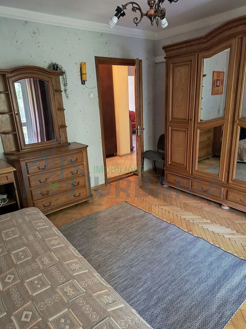 Apartament 3 camere, bloc tip vilă, zona Târgu Cucu, Iași - Poză 1