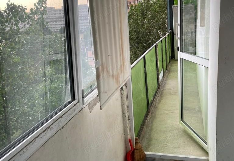 Apartament 3 camere in zona Drumul Taberei cu loc de parcare - Poză 10