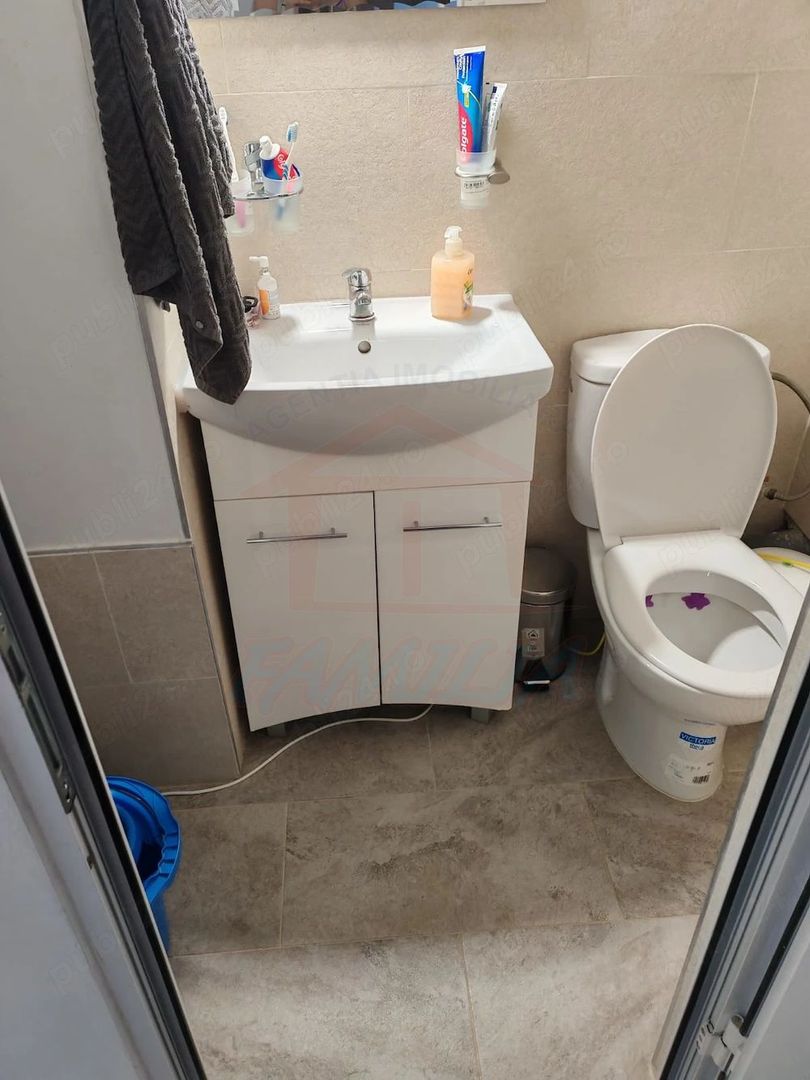 APARTAMENT DE VANZARE,3 CAMERE, 68.000 EURO - Poză 9
