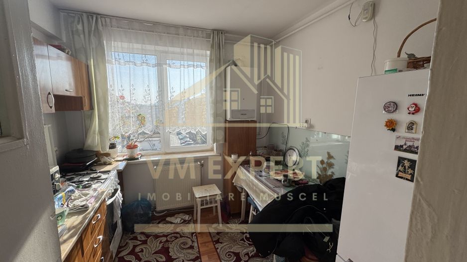 APARTAMENT 3 CAMERE ULTRACENTRAL, ETAJ 4, CAMPULUNG - Poză 23