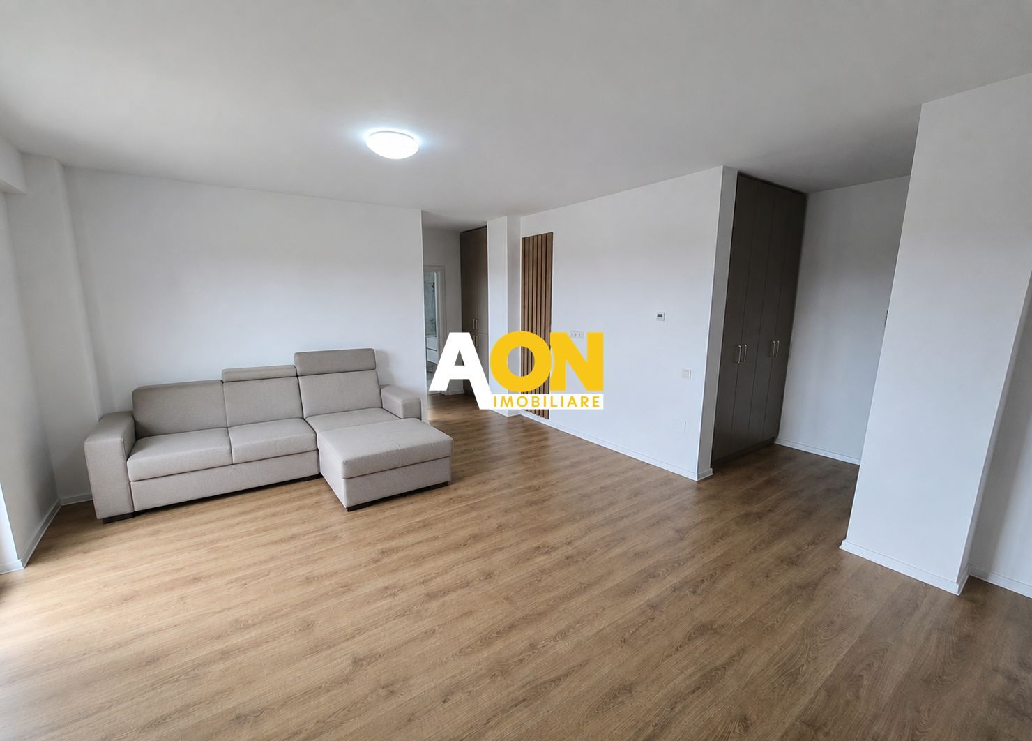 Apartament Modern 2 Camere – Bloc Nou, Loc de Parcare Inclus, Ampoi 3 - Poză 1