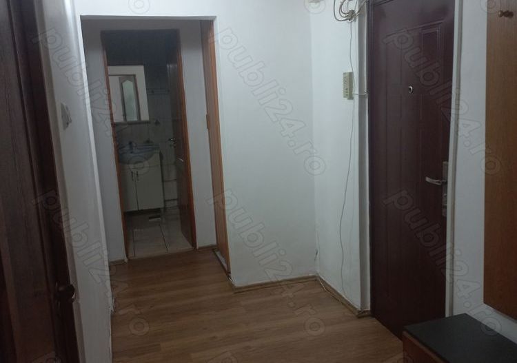 Ag BRASADAS vinde apt 2 cam etaj 4/4 în Micro 17. - Poză 3