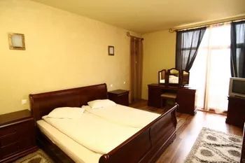 Hotel in Huedin S+P+2E+M Reconvertit în Centru rezidențial pentru vârstnici - Poză 6