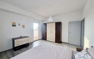 2 cam spatios Torontalului 79 mp+balcon - Poză 1